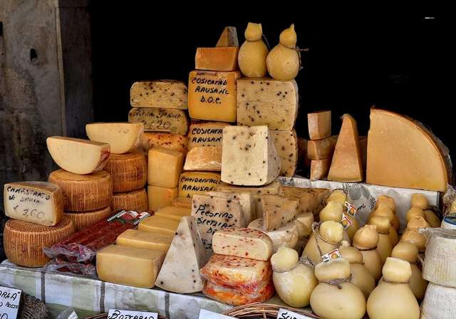 Remtene Vendita formaggi mercato